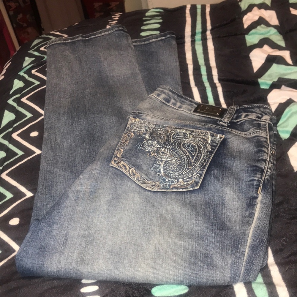 Earl Jeans